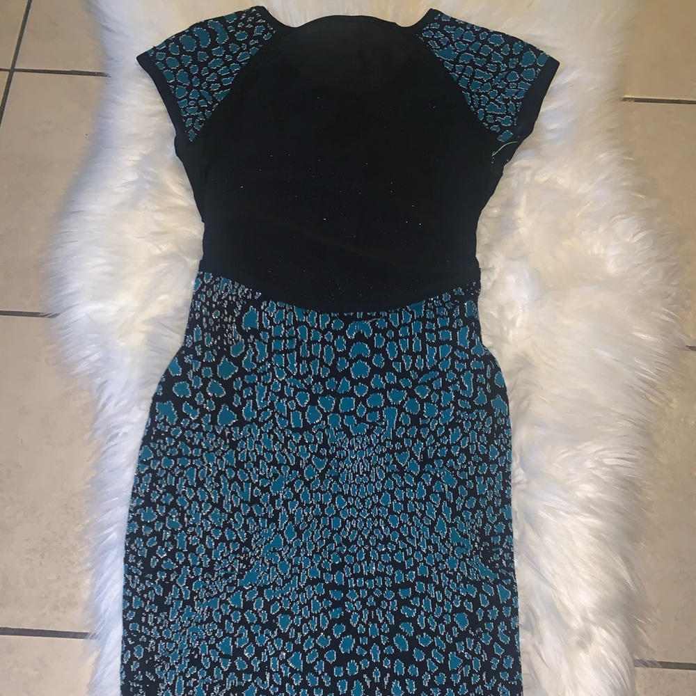 Beautiful Sparkling Blue Dress. Size M.